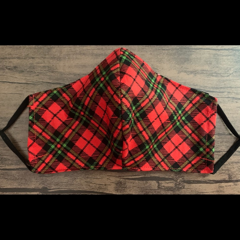 Fitted Christmas plaid tartan mask with filter pocket nose wire ear loops
